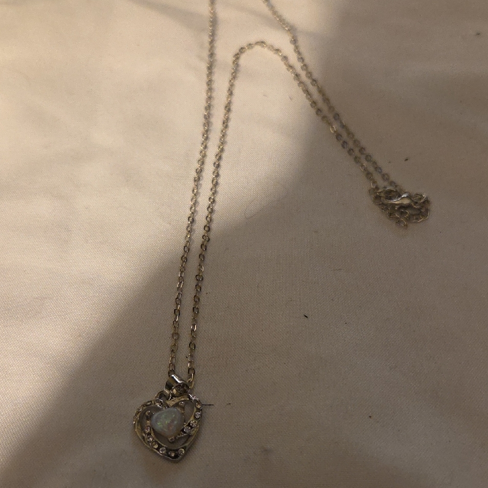 Elegant Silver Heart Pendant Necklace